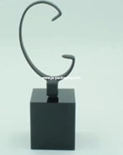 Черные резиновые часы C-кольцо